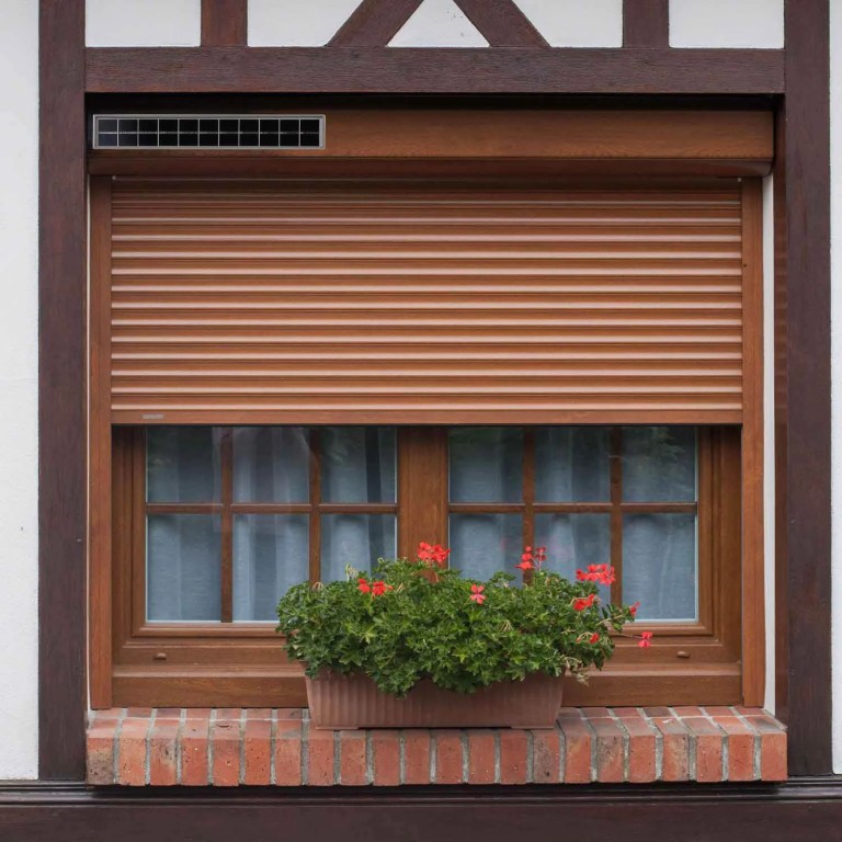 Passez aux volets solaires Bubendorff : l’avenir du confort et des économies